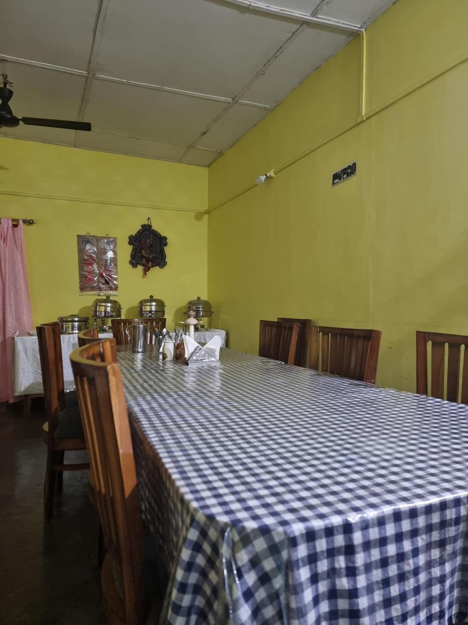 Shivaji Inn Казіранґа Екстер'єр фото