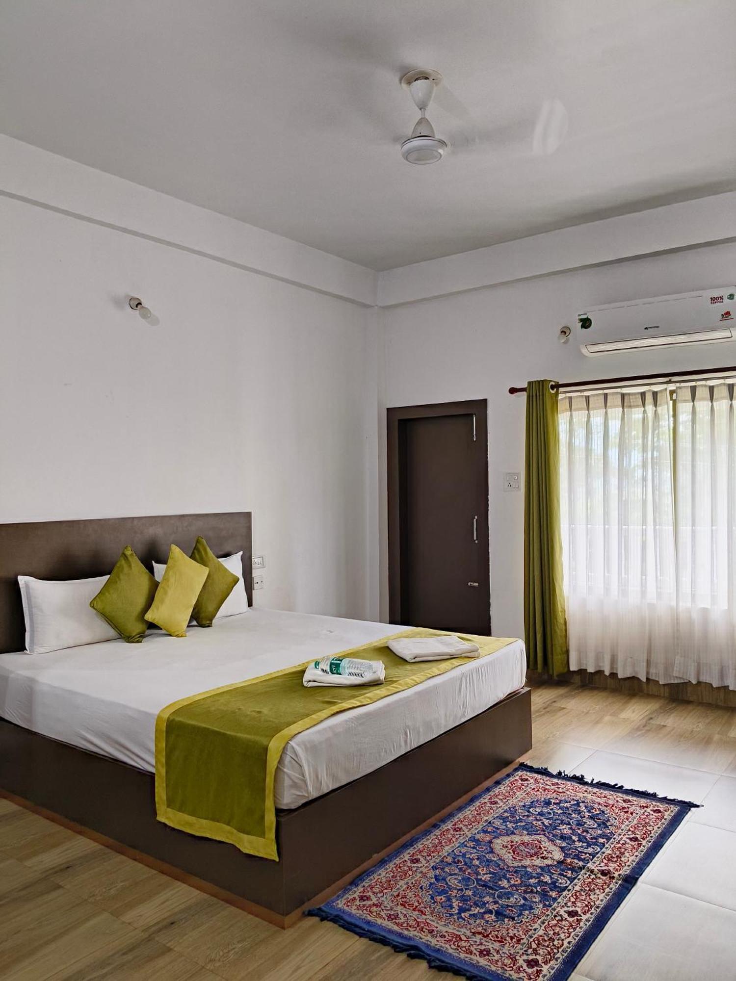 Shivaji Inn Казіранґа Екстер'єр фото