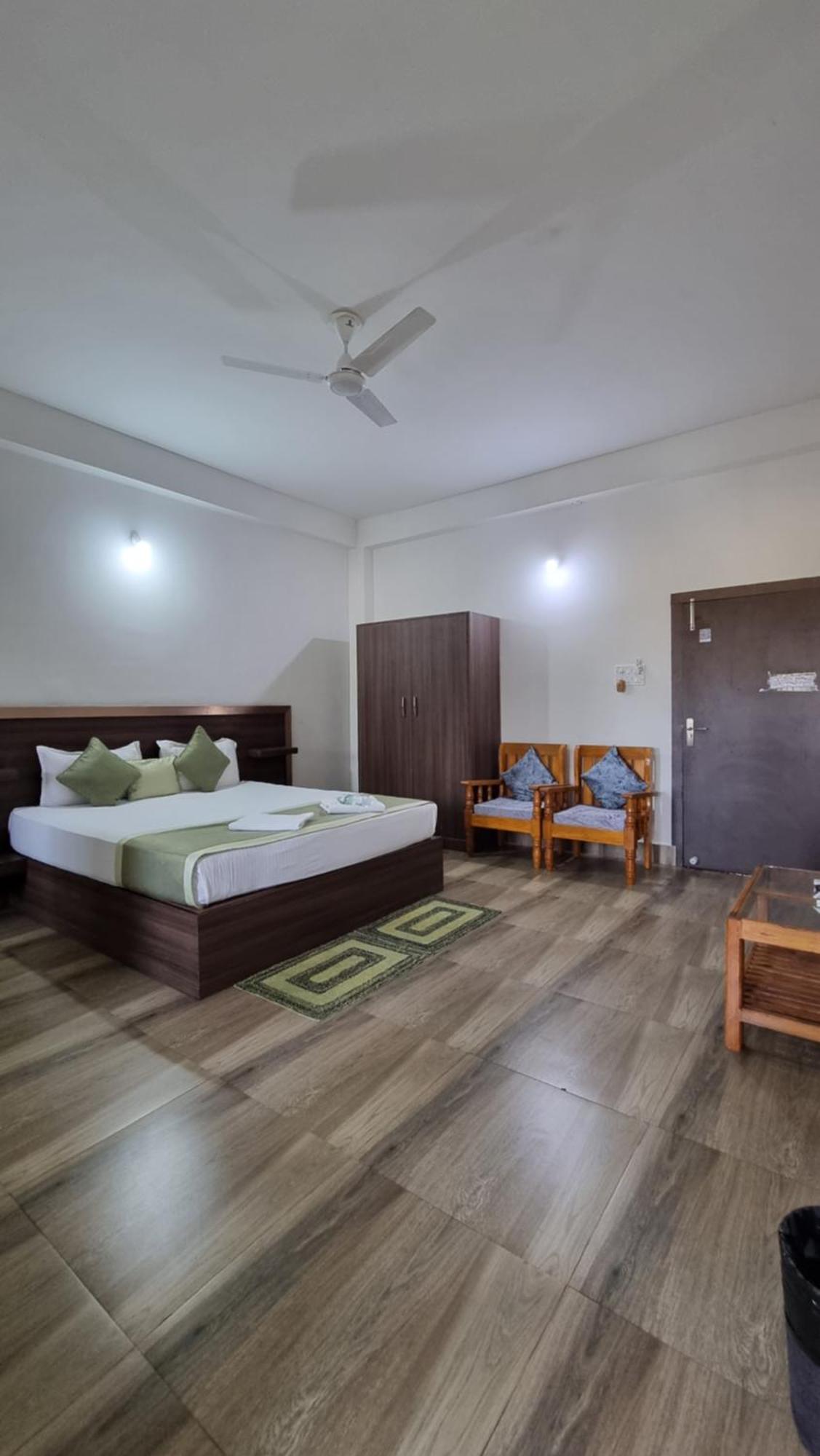 Shivaji Inn Казіранґа Екстер'єр фото